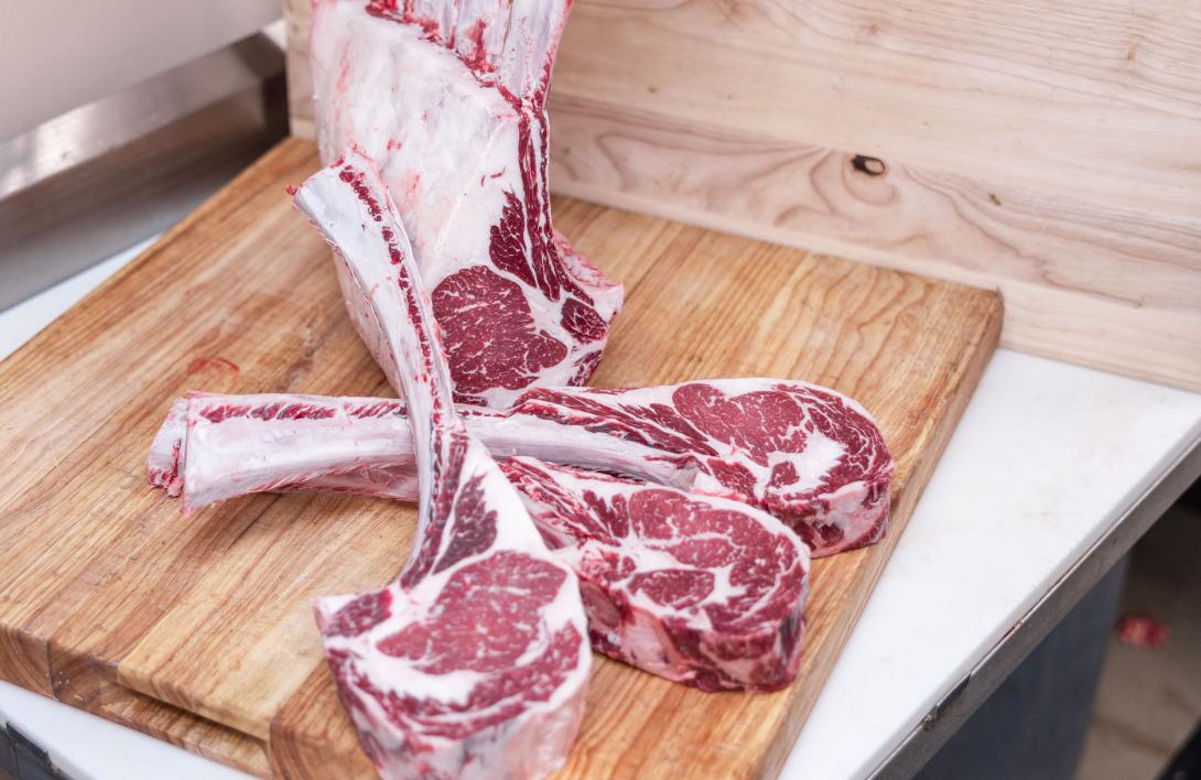 Tomahawk Steaks